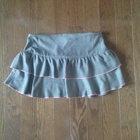 Layered Mini Skirt - Picture 1 of 2